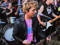 Green Day lanzó su álbum "Saviors" con videoclip extra