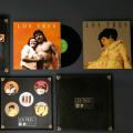 Los Tres lanza Box Set de sus primeros discos y es homenajeada por Metro