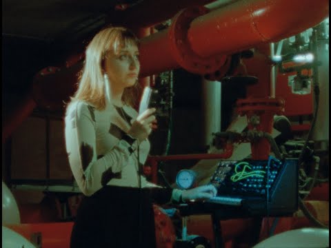 El Reflejo es el segundo single del nuevo disco de Julia Amor