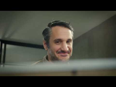 “Un romance en la oficina” es lo nuevo de Raifunky