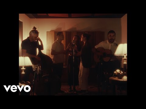 Ombligo y Alejandro y María Laura estrenan Silencio