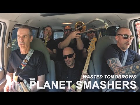Planet Smashers On the Dancefloor