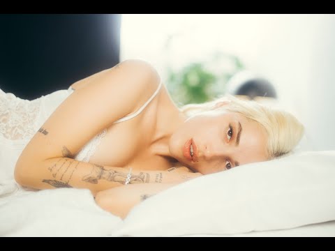 Elena Rose lanza nuevo sencillo "Trago al Pecho"