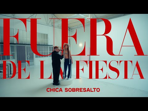 Chica Sobresalto Fuera de la Fiesta