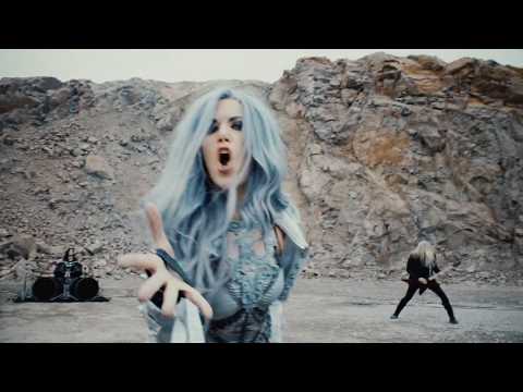 Alissa White-Gluz se retira de Arch Enemy