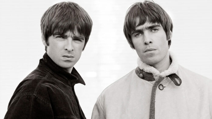 Liam Gallagher revela que su hermano Noel le llamo suplicando perdon
