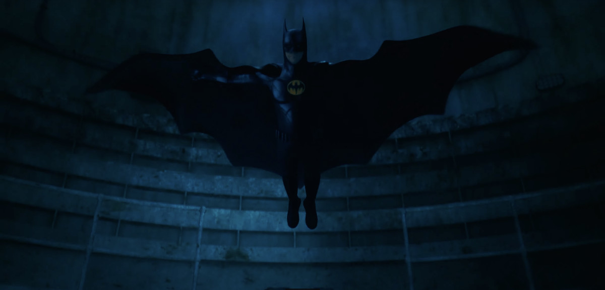 Michael Keaton causa sensación en su regreso como Batman