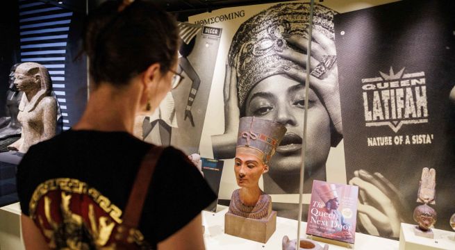 Beyoncé controversia Egipto Nefertiti en museo
