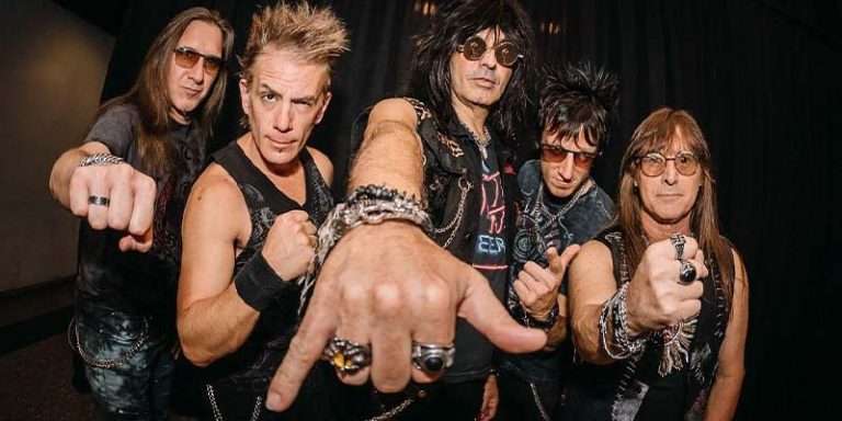 Rata Blanca confirmó la salida de dos de sus integrantes