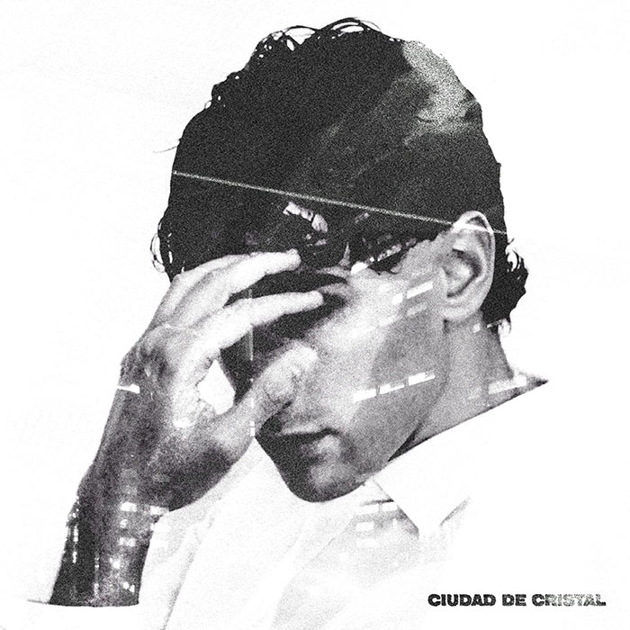Juan Baro presenta su nuevo single "Ciudad de Cristal"