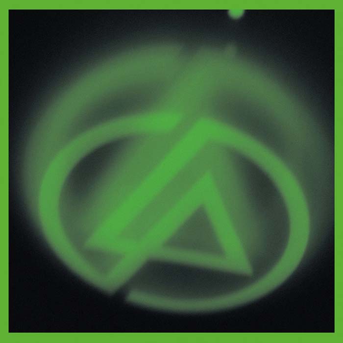 Portada del disco recopilatorio Papercuts Singles Collection 2000 2023 Linkin Park estrena 'Friendly Fire' y disco recopilatorio