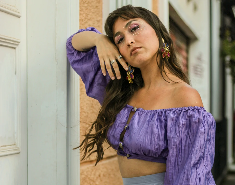 Casandra Paz video Vasos Pequeños