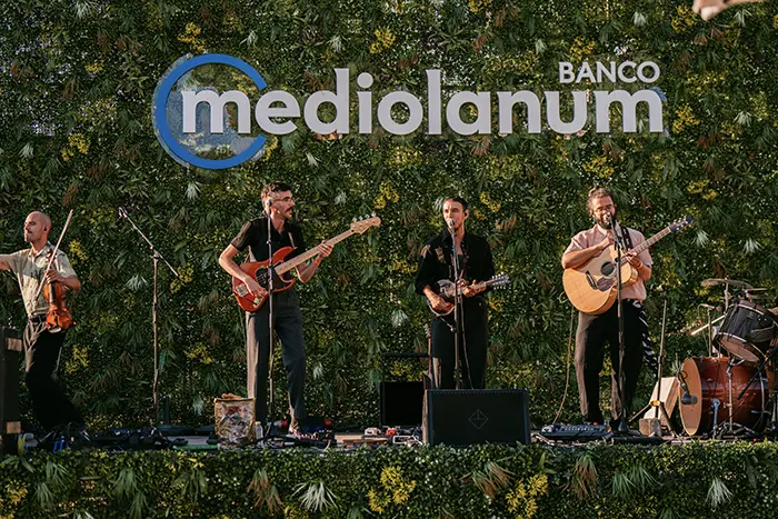 EL NIDO Wilco en Madrid en ALMA Festival