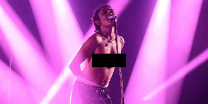 Rebecca Baby Protesta