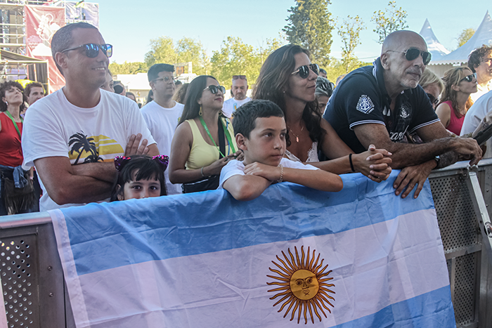 Público argentino Crónica Cosquín Rock España 2025