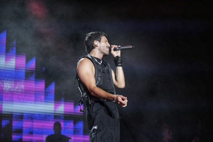 Yatra cantando en el Cosquín Crónica Cosquín Rock España 2025