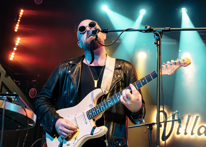 13BILAL VILLANOS HENRIQUE PRATAS 700PX Bilal en Villanos del Jazz