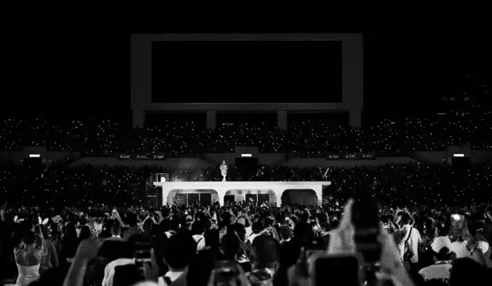 Bad Bunny Backstage Magazine @sergio cespedes esquivel