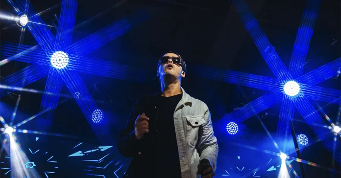 Los Amigos Invisibles en Caracas Music Hall Reseña