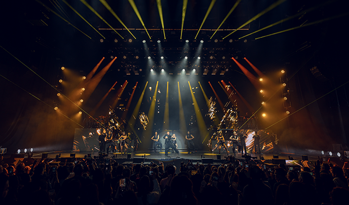 escenario starlite madrid fiesta ricky martin Ricky Martin en Starlite Madrid Reseña