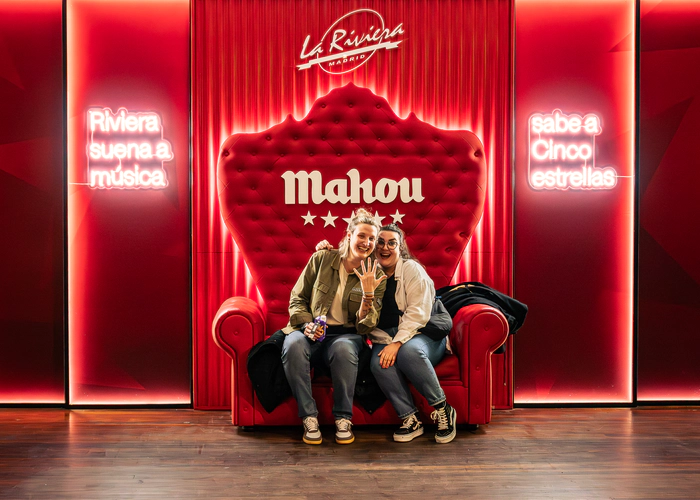 Carlos Ares en La Riviera