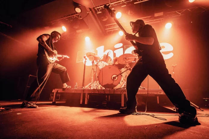 4CHICLE 800PX HENRIQUE PRATAS