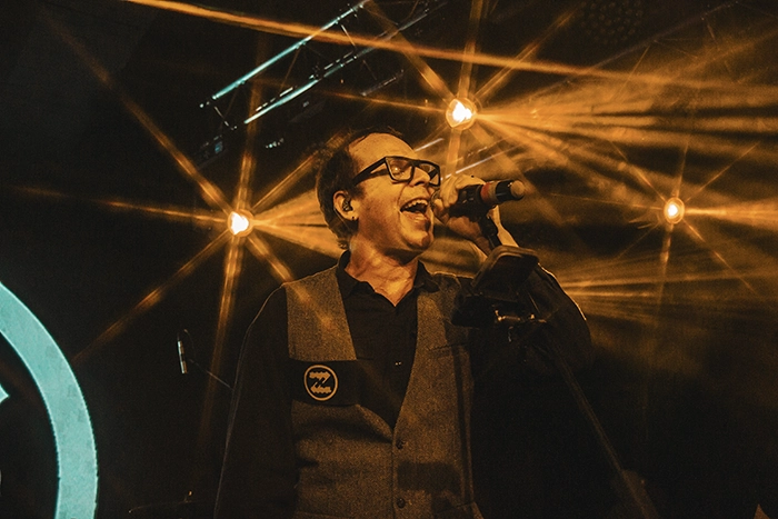 Zapato 3 Caracas Music Hall Rese&ntilde;a