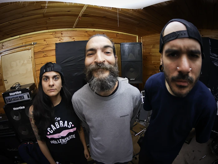 Falsa Distorsión banda chilena Falsa Distorsión Vida Infierno y Memo