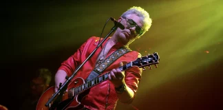 Juanse en Valencia: fuego de riffs para honrar a Pappo Arepa Volátil noticias musicales