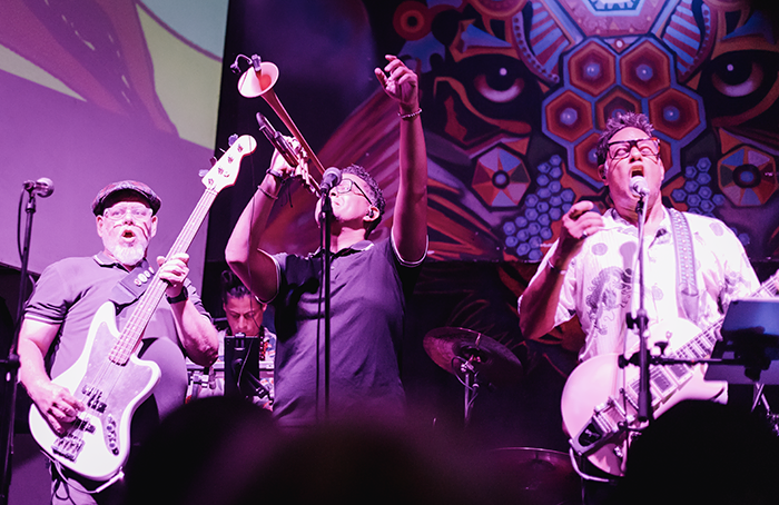 rese&ntilde;a Desorden P&uacute;blico Bogot&aacute; Salsa All Ska