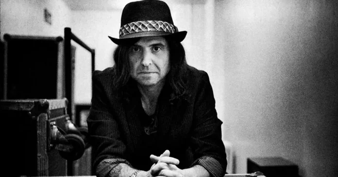 Muere Phil Campbell guitarrista de Motorhead