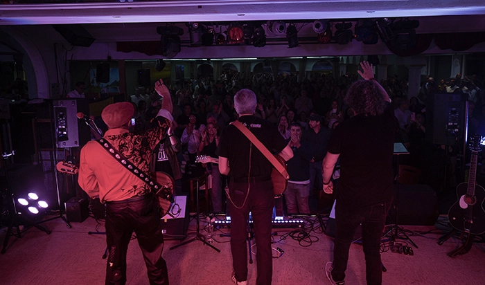 Cr&oacute;nica de 3 Voces 3 Historias