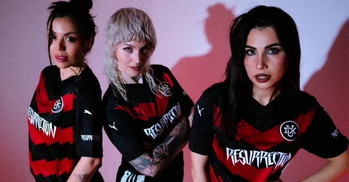 Camiseta Resurrection Fest y DUX