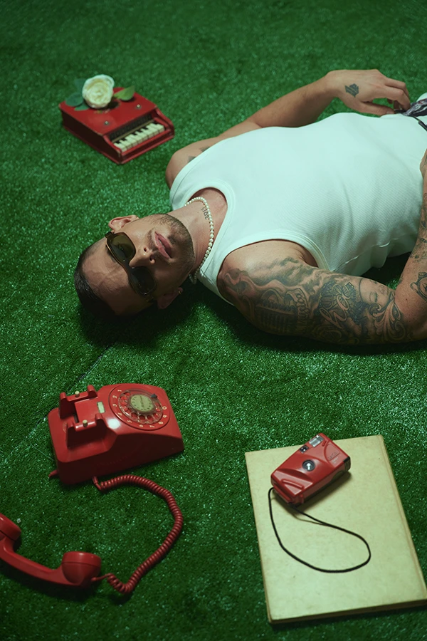 Loco Escrito Mentira estreno 2026