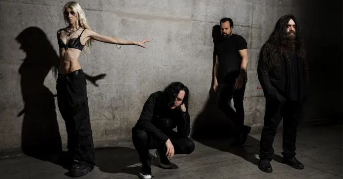 The Pretty Reckless Love Me