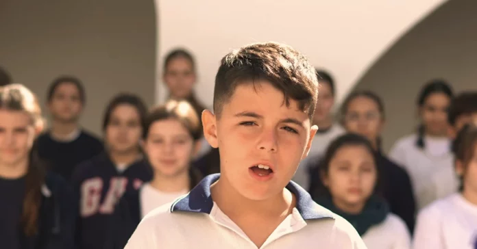 Santa Fe cantando Oasis