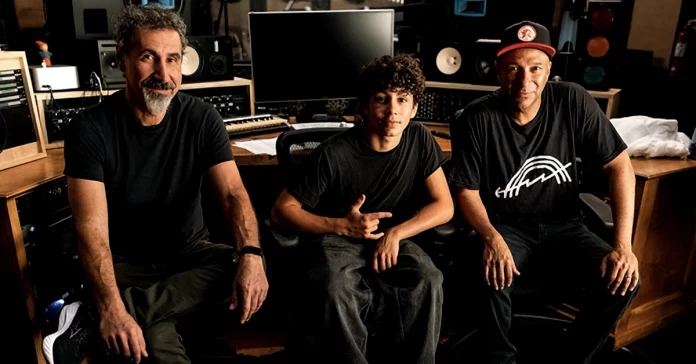Tom Morello Serj Tankian y Roman Morello juntos
