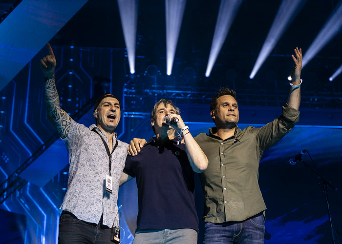 13062025 MODESTIA APARTE HENRIQUE PRATAS 4 psd CUERPO 700PX (1) Love The 90’s Madrid 2026