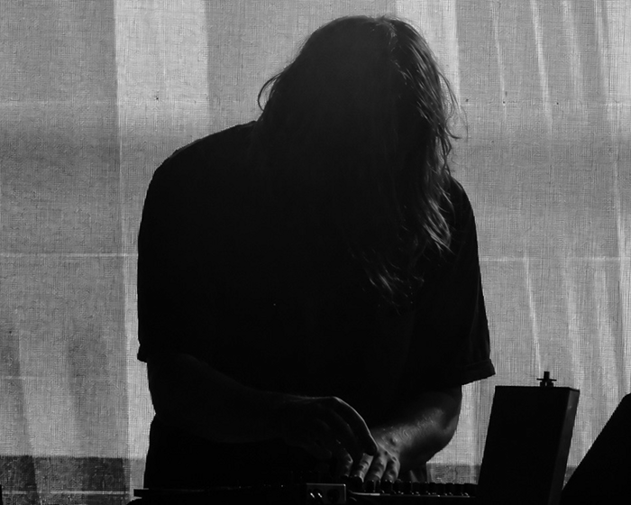 Rival Consoles en Sala Mon