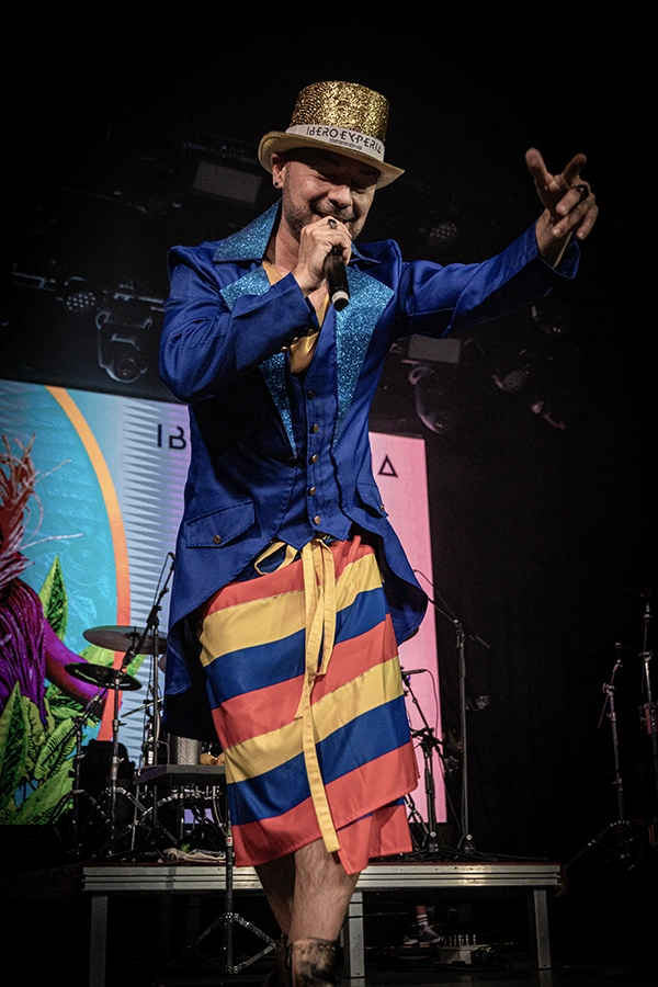 Los Amigos Invisibles en La Riviera Madrid